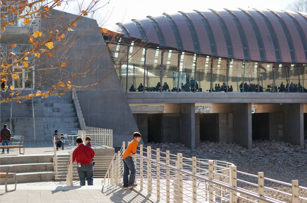 Crystal Bridges Museum Of American Art   CB TheNewYorkTimes 